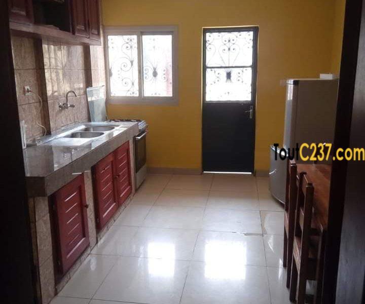 Maison en villa à louer à Makepe Douala