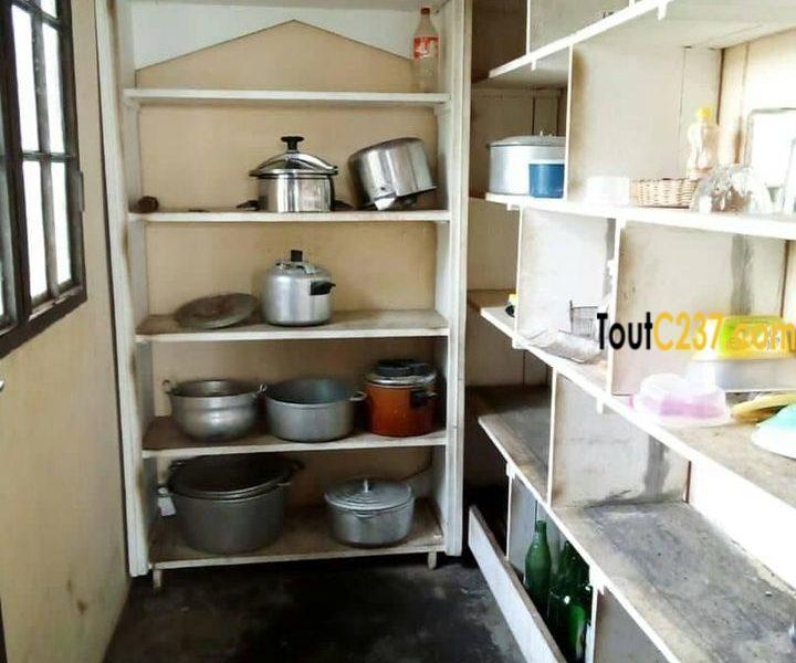 Maison duplex à vendre à Pk12, Douala