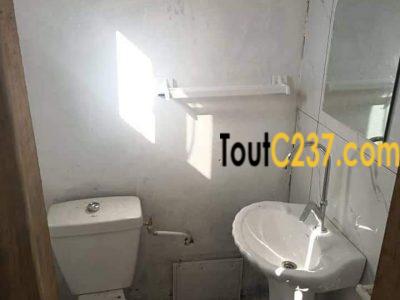 Boutique à louer à Bonapriso Douala