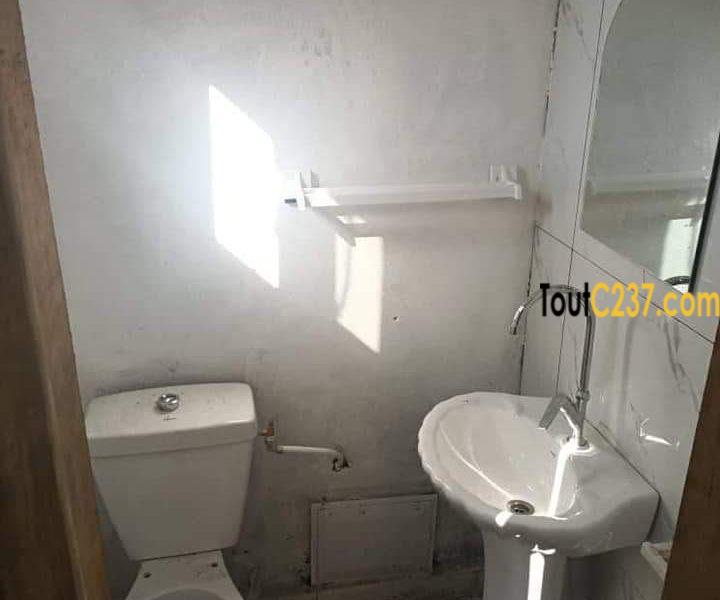 Boutique à louer à Bonapriso Douala