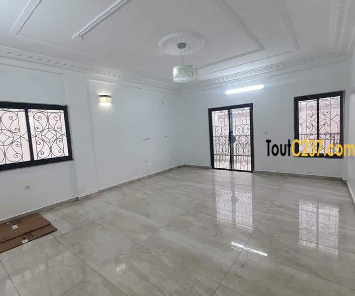 Appartement à louer à Kotto, Douala