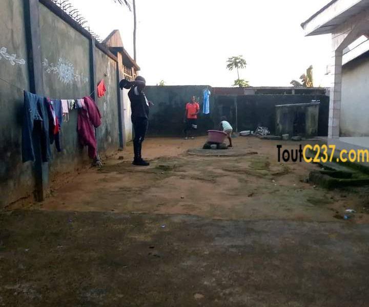 Maison a vendre a Japoma lycée
