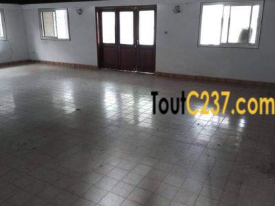 Maison a louer a Bonapriso, Douala