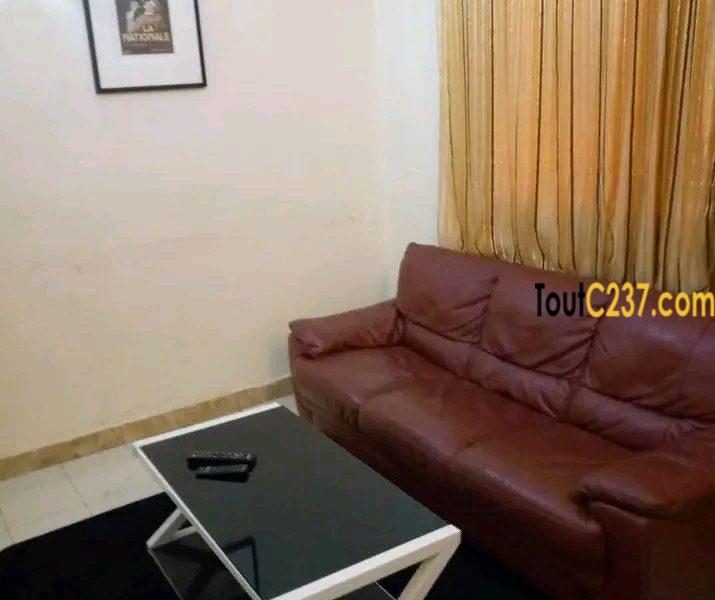 Studio Moderne à louer à Makepe