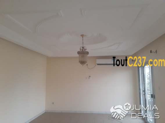 Appartement à louer à Bonapriso Douala