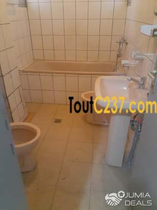Appartement à louer à Bonapriso Douala