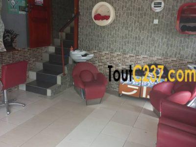 Bureau à louer à Bonapriso, Douala