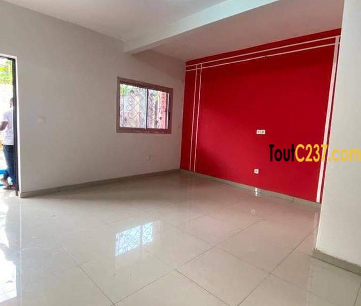Appartement à louer à Makepe