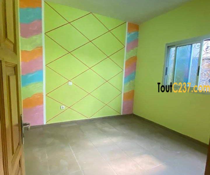 Appartement à louer à Makepe