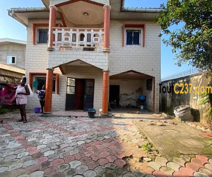 Maison en duplex à vendre à Kotto