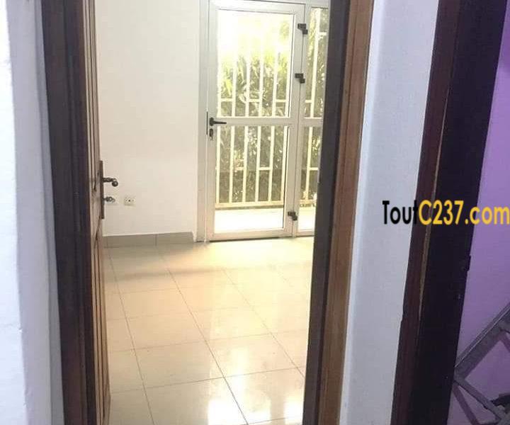 Appartement à louer à Kotto