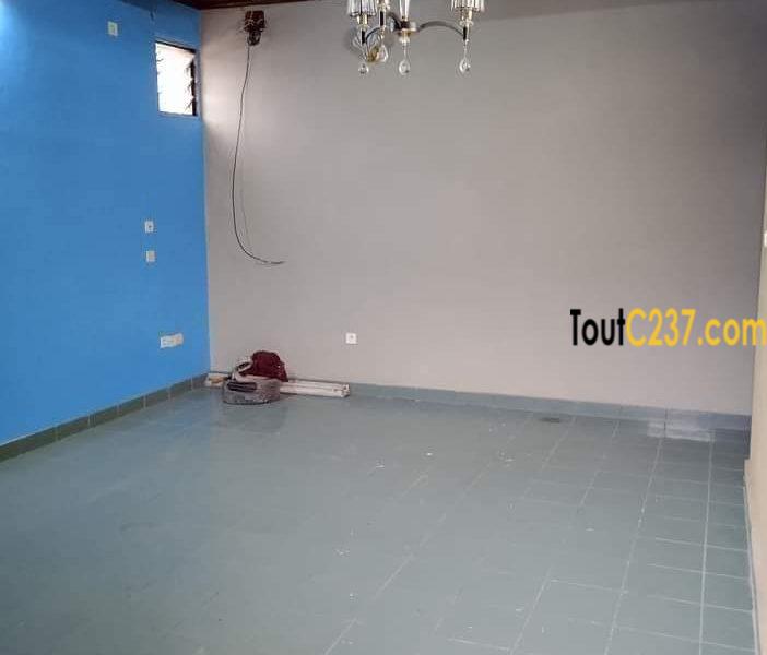 Appartement à louer à Deido