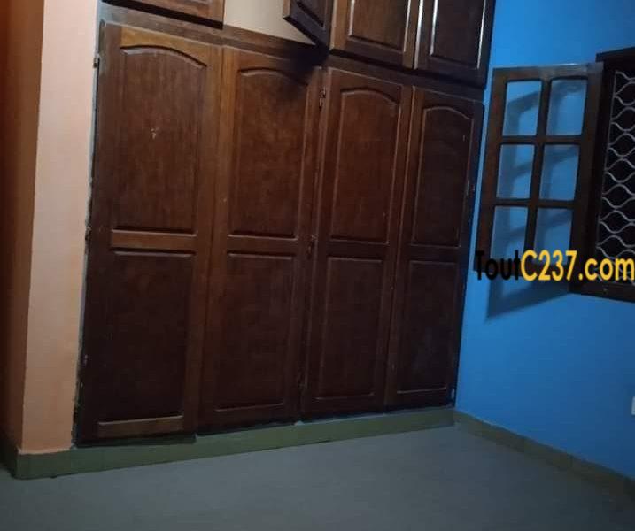 Appartement à louer à Deido