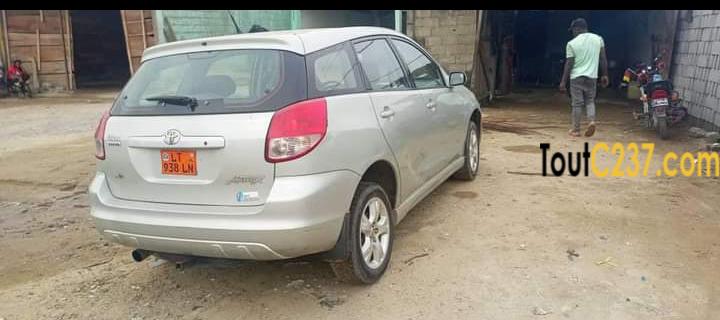 Toyota Matrix à vendre à Douala