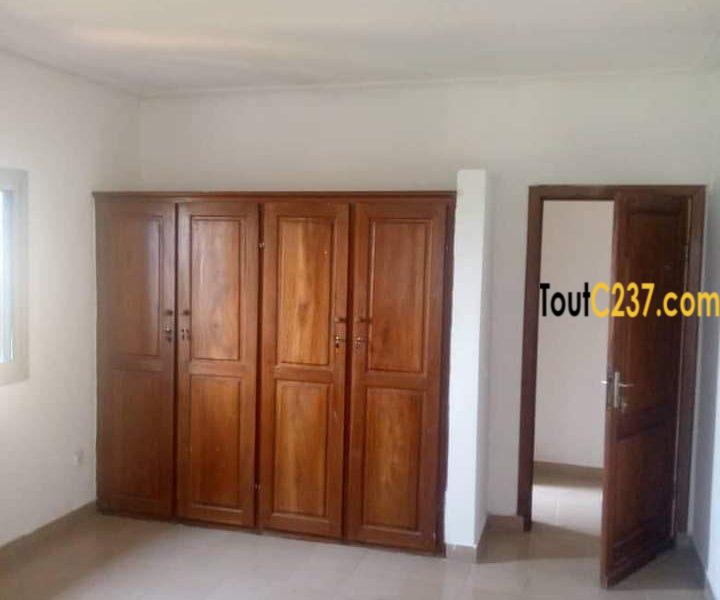 Appartement à louer à Bonanjo Douala