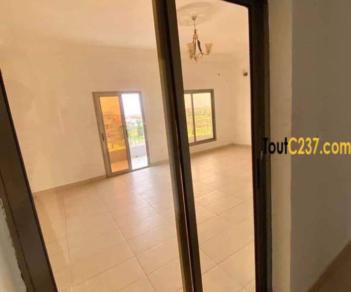 Appartement à louer à Bonamoussadi Douala