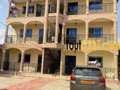 Appartement neuf à louer à Logbessou