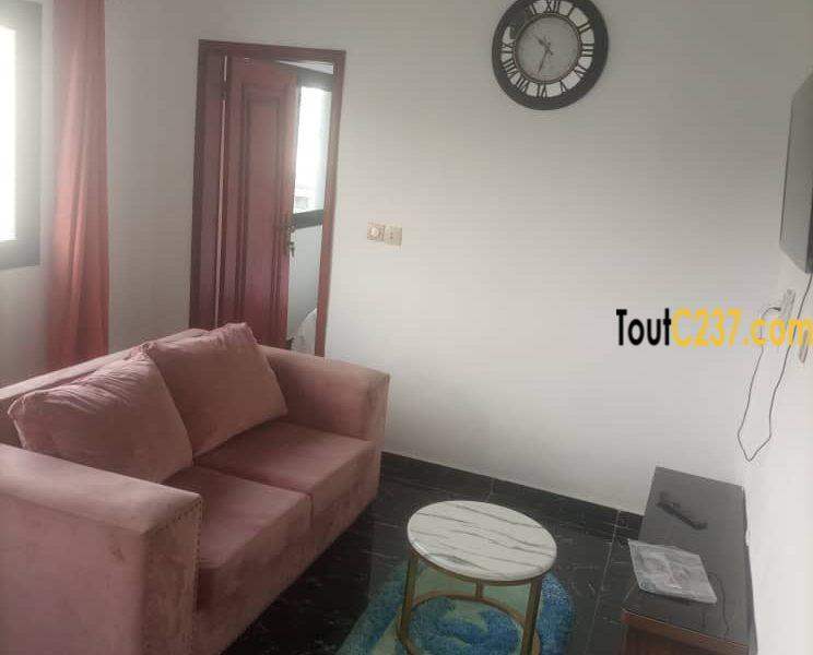 Studio meublé à louer à Makepe