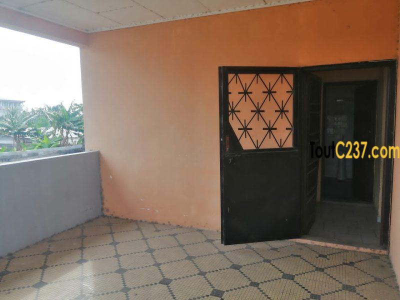 Duplex à louer à Bonaberi Douala