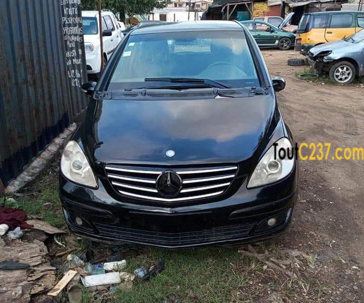 Mercedes B180 à vendre à Douala