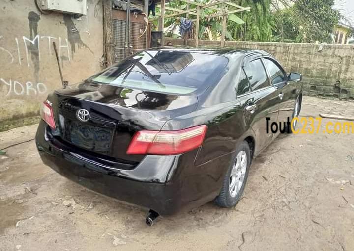 Toyota Camry à vendre à Douala