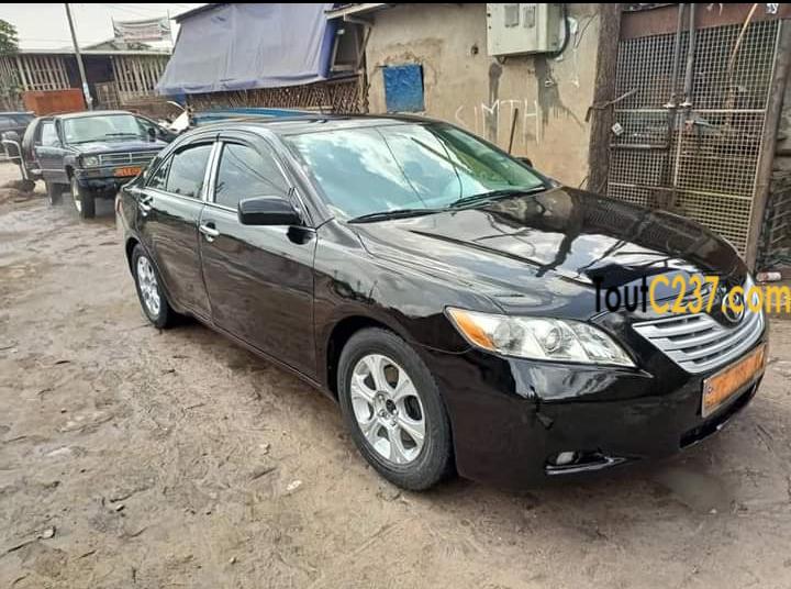 Toyota Camry à vendre à Douala