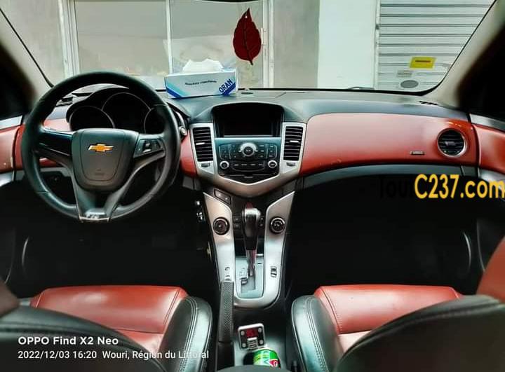 Chevrolet Cruze à vendre à Douala
