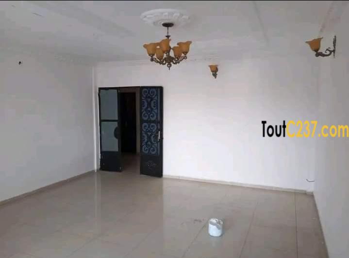 Appartement à louer à Akwa Douala