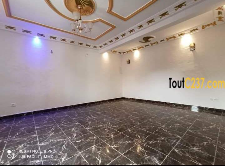 Appartement neuf à louer à Logpom