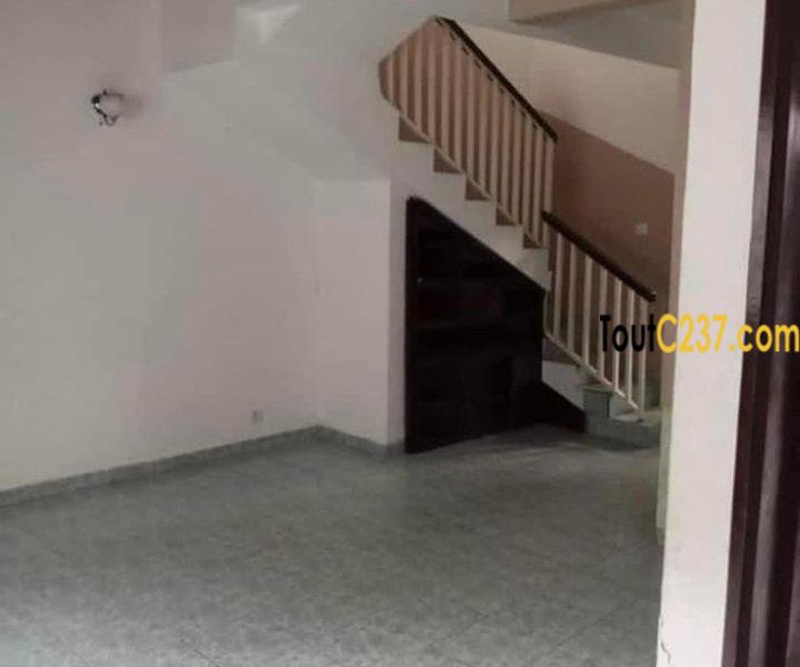 Mini duplex à louer à Bonapriso Douala