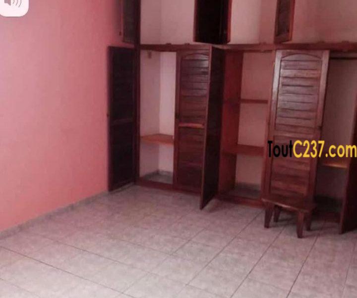 Mini duplex à louer à Bonapriso Douala