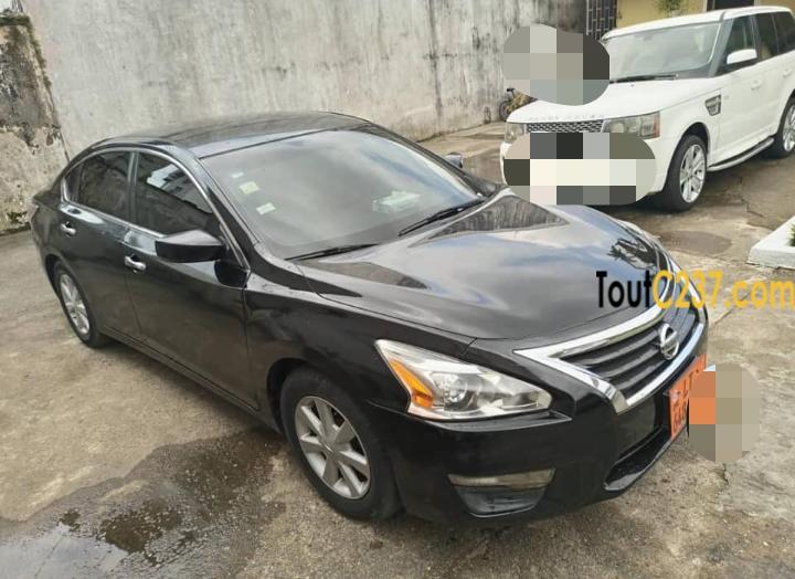 Nissan Altima à vendre à Douala