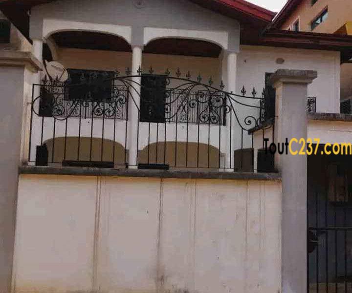 Maison Duplex à louer à Logpom