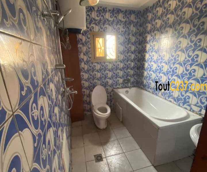 Appartement à louer à Makepe Douala