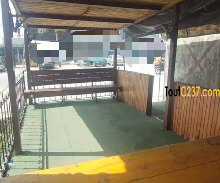 Boutique à louer à Bonamoussadi