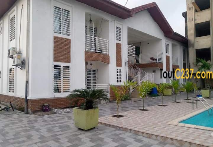Appartement à louer à Akwa-Nord