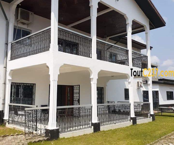 Duplex à vendre à Logpom Douala