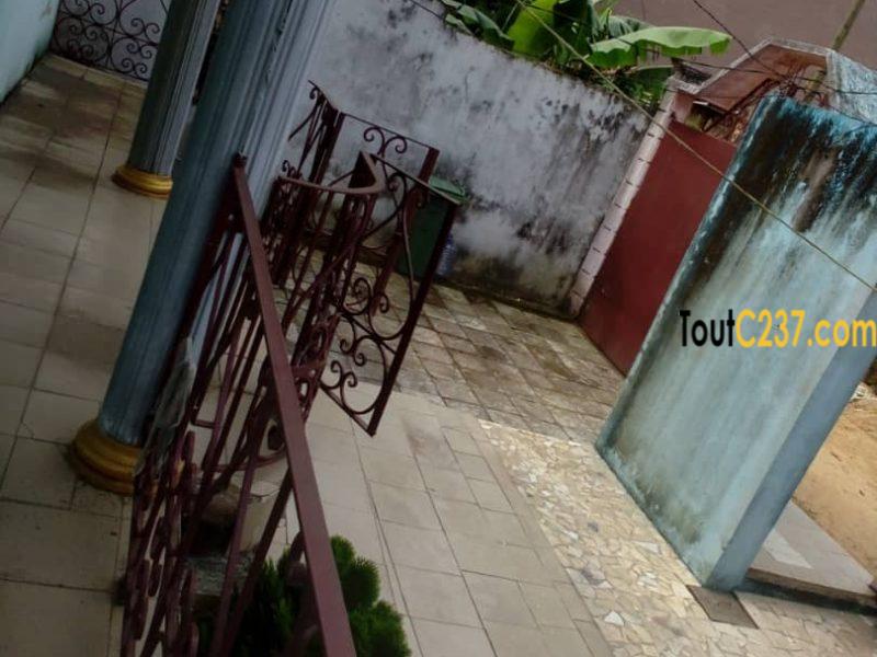 Maison à louer à Logbessou (BAO)