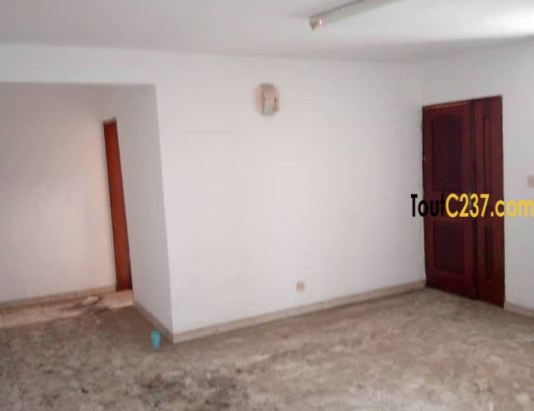 Appartement à louer à Ngodi Akwa