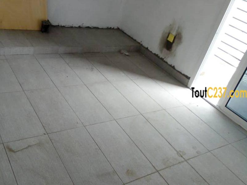 Appartement à louer à Deido, Douala