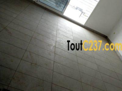 Appartement à louer à Deido, Douala