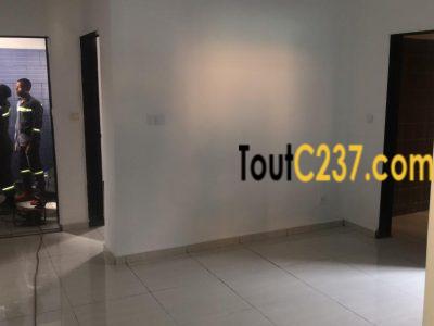 Studio moderne neuf a louer à Deido