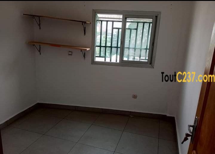 Appartement à louer à Bali, Douala