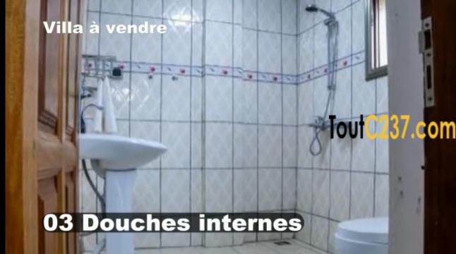 Très joli maison à vendre à Kotto
