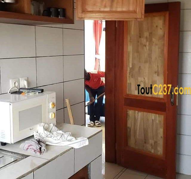 Appartement à louer à Bonamoussadi