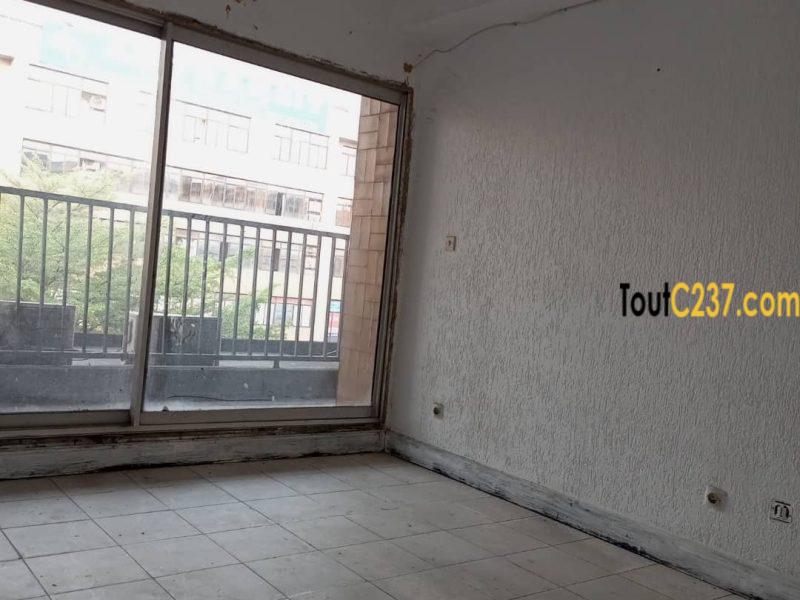 Bureaux à louer à Akwa, Douala