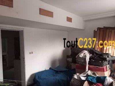 Bureaux à louer à Akwa, Douala