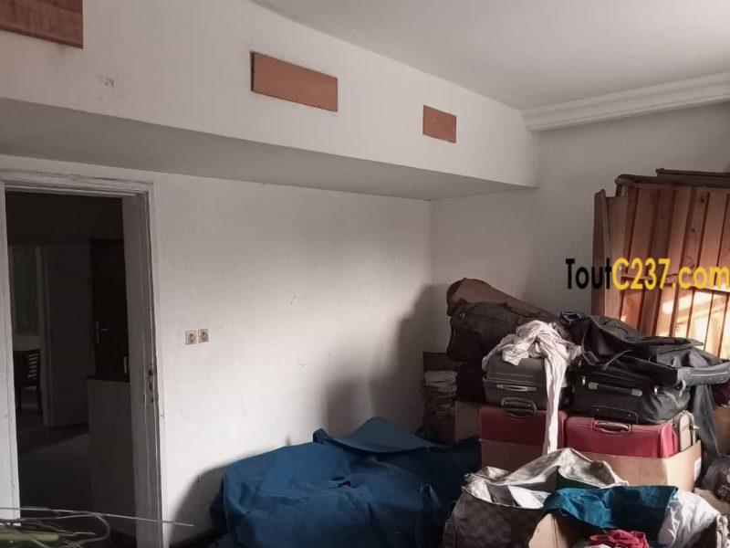 Bureaux à louer à Akwa, Douala