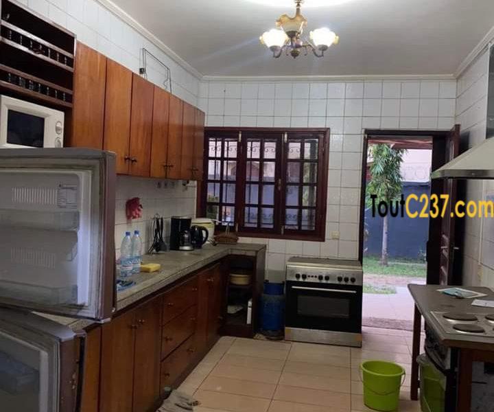 Maison en duplex à louer à Binamoussadi