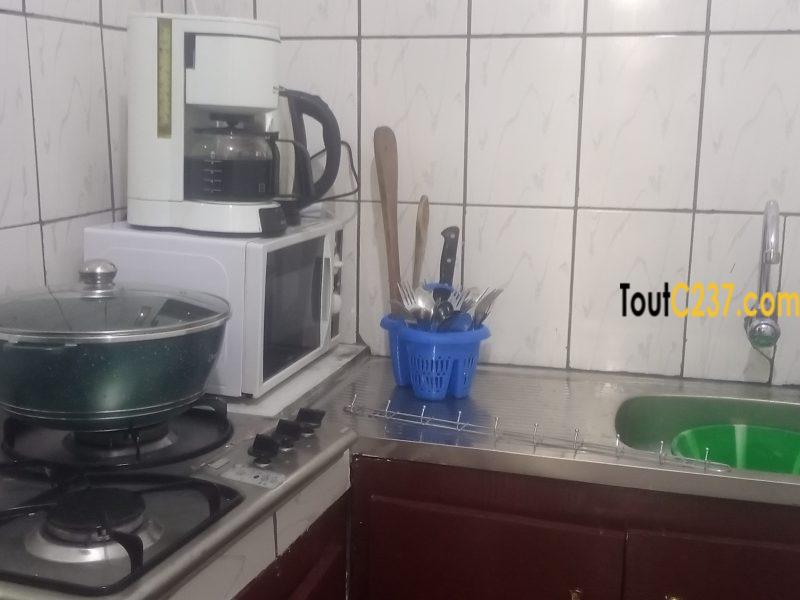 Suite meublée à louer à Akwa